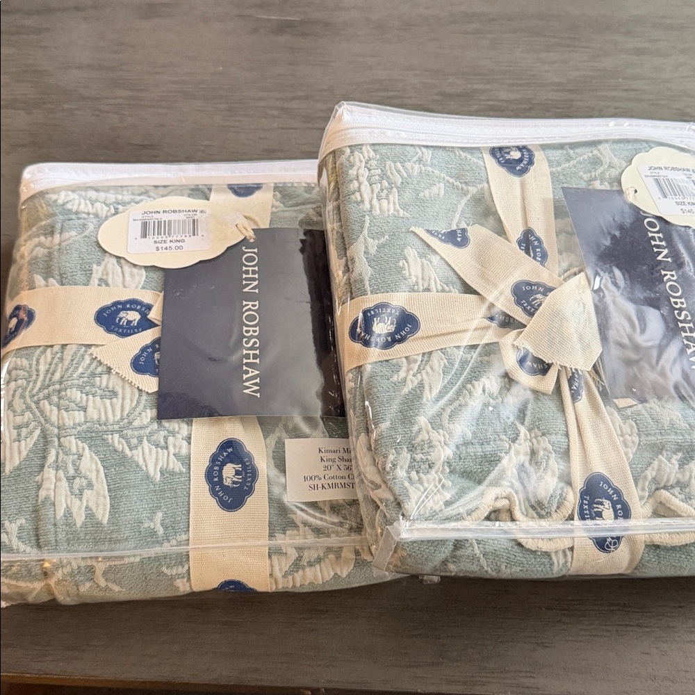 2 John Robshaw Green and White Floral Decorative king Shams